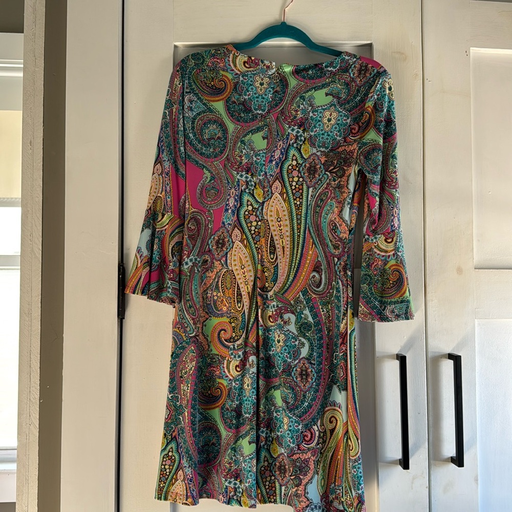 Round neck printed bell sleeve dress